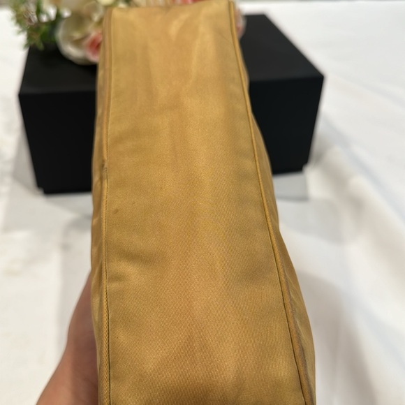 Authentic Prada mini shoulder bag - Picture 6 of 13